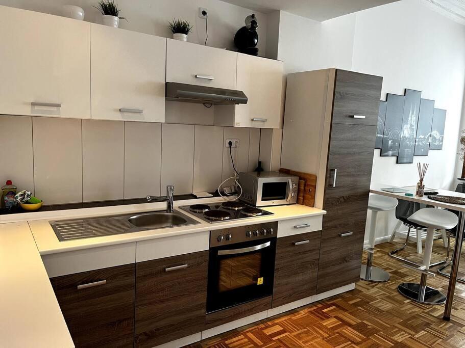 Exklusive Wohnung Mitten Im Schoensten Viertel BRE Exterior foto